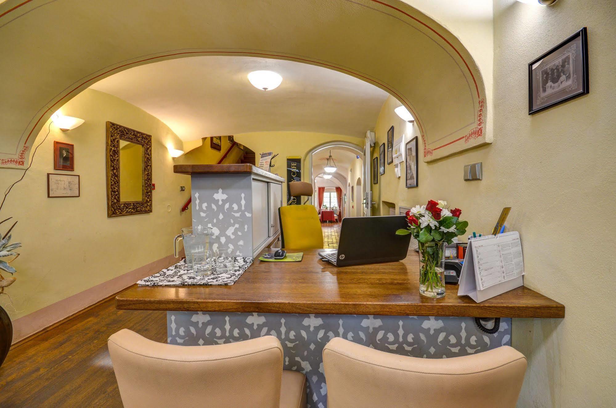 Hotel Edward Kelly Český Krumlov Dış mekan fotoğraf