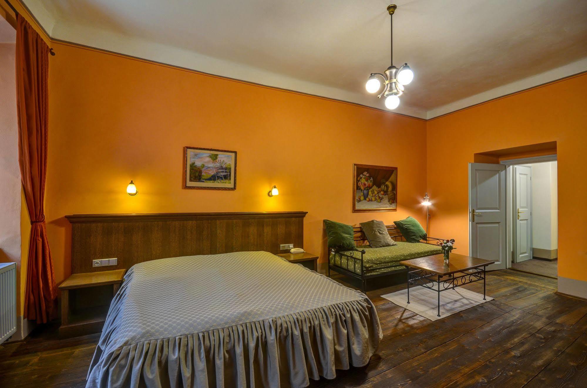 Hotel Edward Kelly Český Krumlov Dış mekan fotoğraf